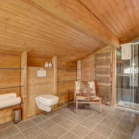 Chalet Sanaz